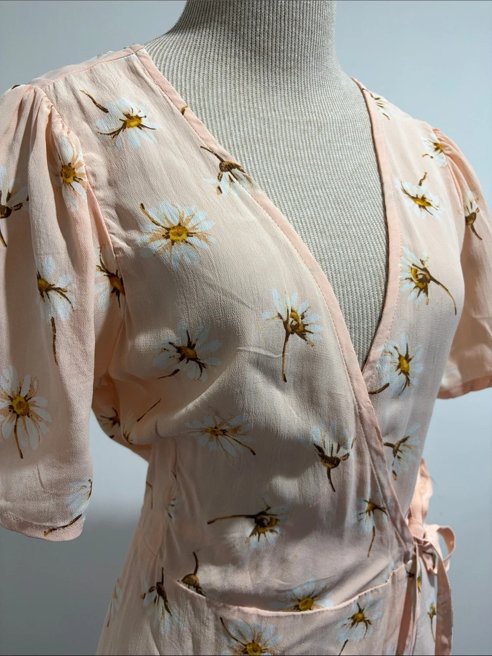 NWT Billabong Women's Feelin Peachy Dress Size 10 / M Daisy Print Girly Flirty